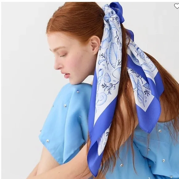 J. Crew Oversized Silk Scarf Seashells Sealife New With Tag - Picture 8 of 9